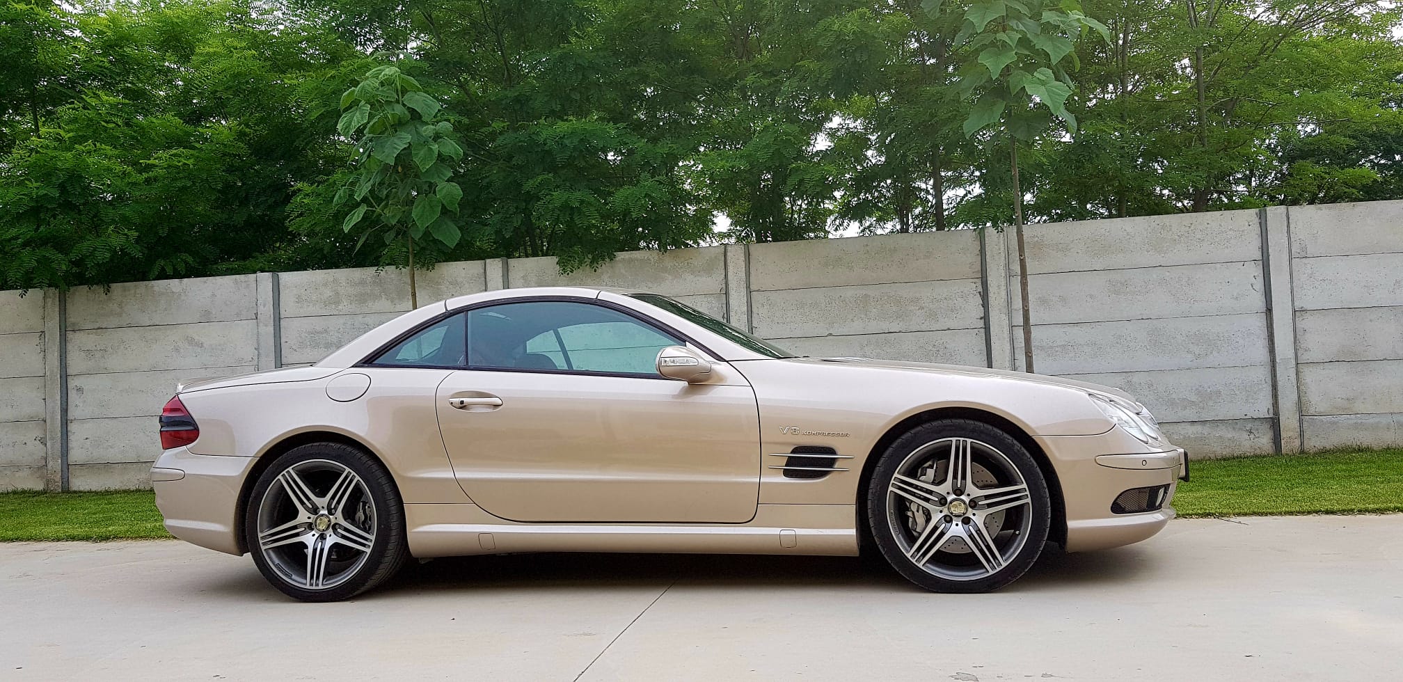 Mercedes SL55 AMG R230 side profile